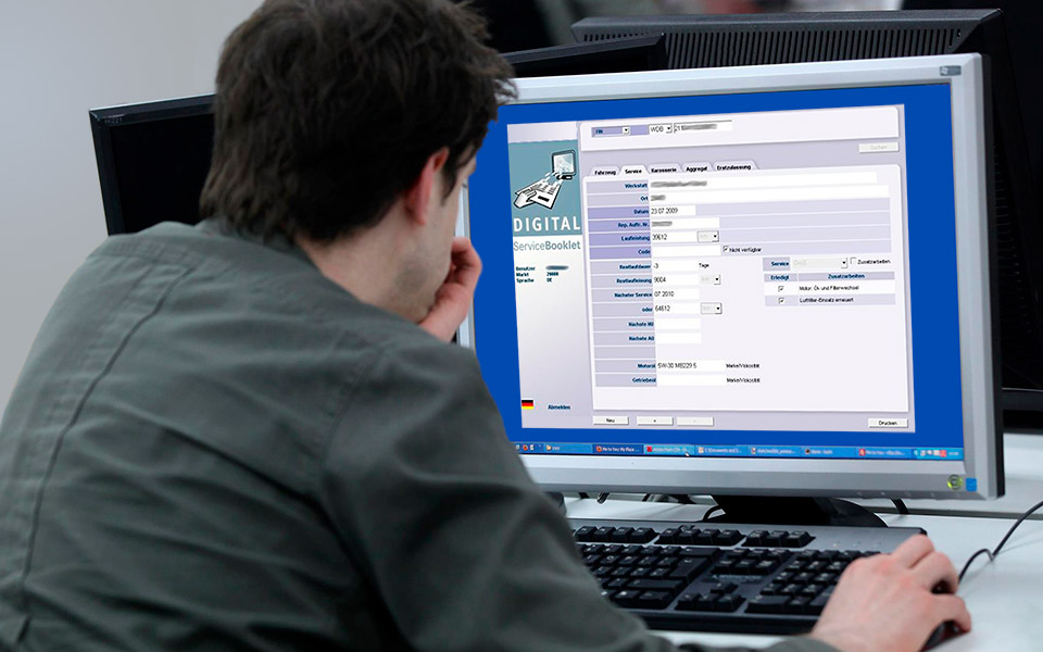 Erfassung aller Fahrzdaten, Reparaturen und Inspektionen in den digitalen Servicebericht Erfassung aller Fahrzdaten, Reparaturen und Inspektionen in den digitalen Servicebericht